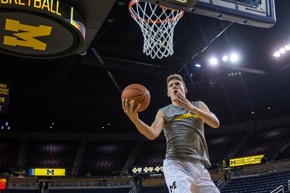 Moritz Wagner (13)