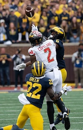 Gemon Green (22) and R.J. Moten (6)