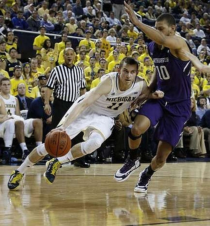 Nik Stauskas (11)