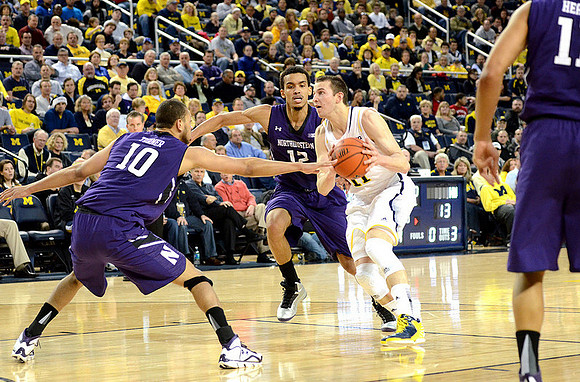 Nik Stauskas (11)