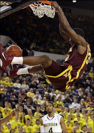 Darius Morris (4)
