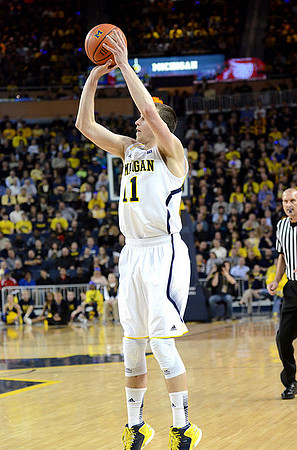 Nik Stauskas (11)