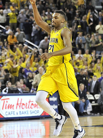 Zak Irvin (21)