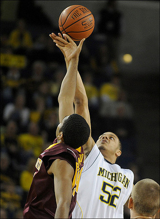 Jordan Morgan (52)