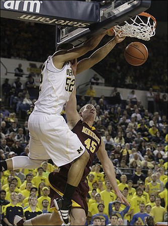 Jordan Morgan (52)