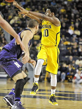 Derrick Walton Jr. (10)