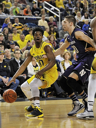 Derrick Walton Jr. (10)