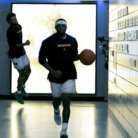 Isaiah Livers (2) and Zavier Simpson (3)