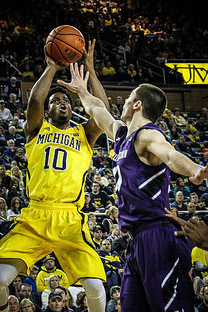 Derrick Walton Jr. (10)