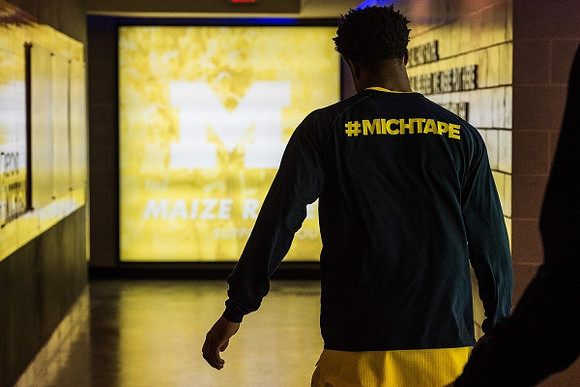 Derrick Walton Jr. (10)