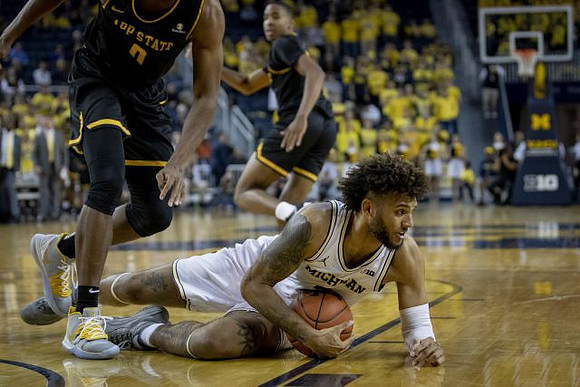 Isaiah Livers (2)