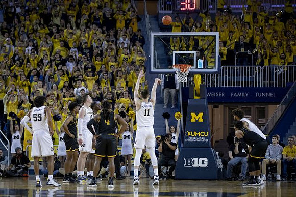 Eli Brooks (55), Jon Teske (15), Colin Castleton (11), and Isaiah Livers (2)