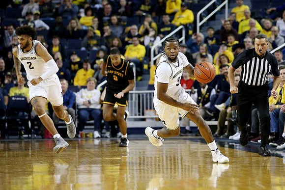 Isaiah Livers (2)