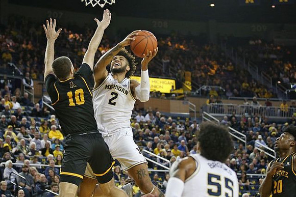 Isaiah Livers (2)