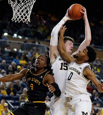 Jon Teske (15) and David DeJulius (0)