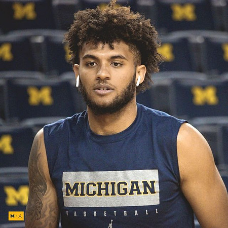 Isaiah Livers (2)