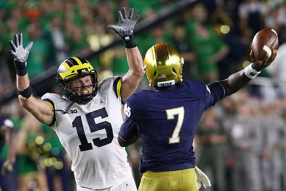 Chase Winovich (15)