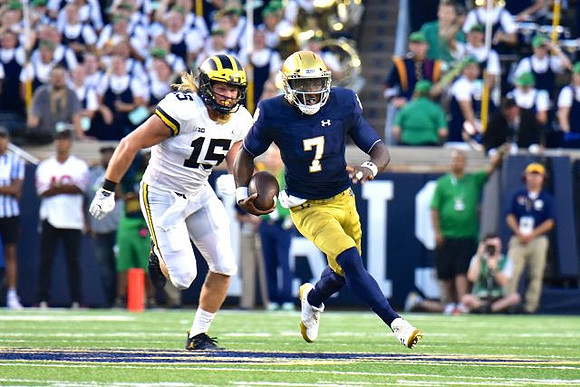 Chase Winovich (15)
