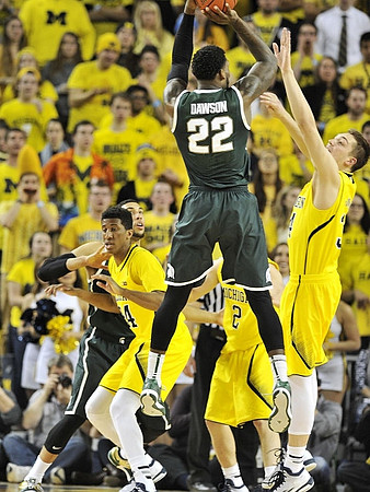Aubrey Dawkins (24), Spike Albrecht (2), and Mark Donnal (34)