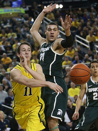Andrew Dakich (11)