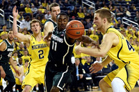 Spike Albrecht (2) and Max Bielfeldt (44)