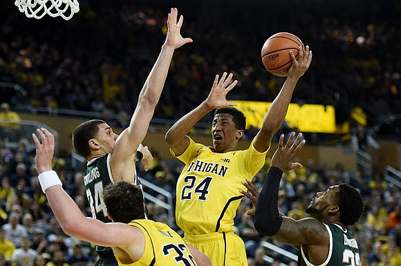 Ricky Doyle (32) and Aubrey Dawkins (24)