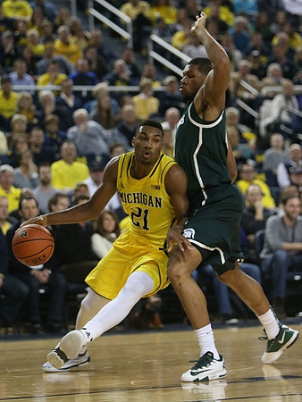 Zak Irvin (21)