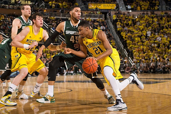 Ricky Doyle (32) and Zak Irvin (21)