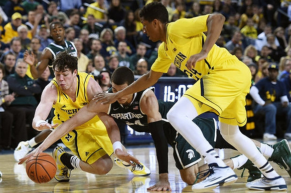 Ricky Doyle (32) and Aubrey Dawkins (24)