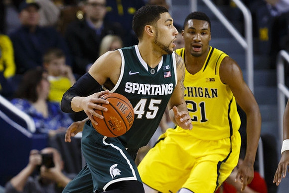 Zak Irvin (21)