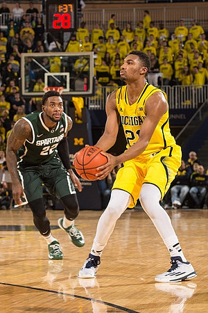 Zak Irvin (21)