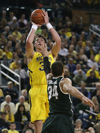 Ricky Doyle (32)