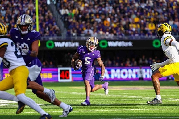 Jyaire Hill (20)