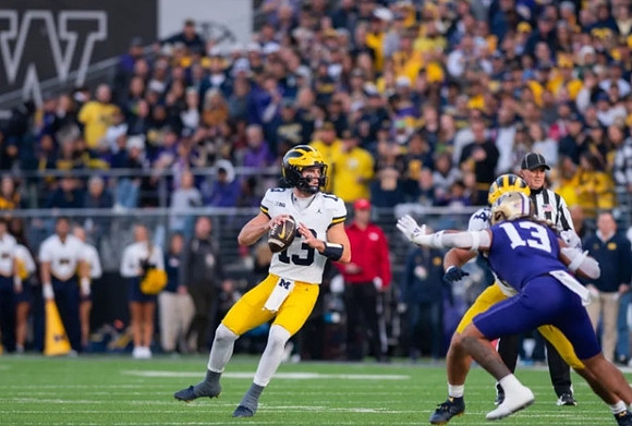 Jack Tuttle (13) and Max Bredeson (44)