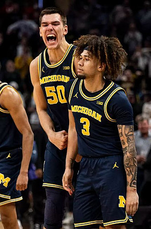 Vladislav Goldin (50) and Tre Donaldson (3)