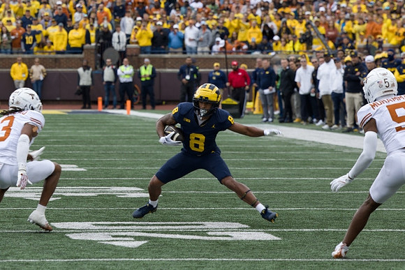 Tyler Morris (8)