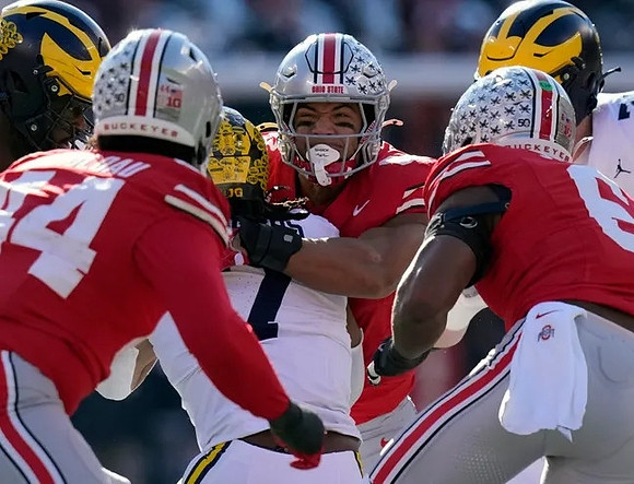 Donovan Edwards (7)