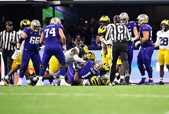 Ernest Hausmann (15), Quinten Johnson (28), and Jaishawn Barham (1)