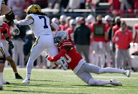 Donovan Edwards (7)