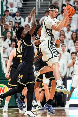 Danny Wolf (1), L.J. Cason (2), and Rubin Jones (15)