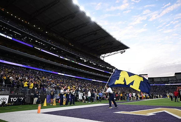 Michigan Cheerleaders