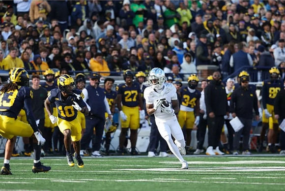 Wesley Walker (13) and Zeke Berry (10)