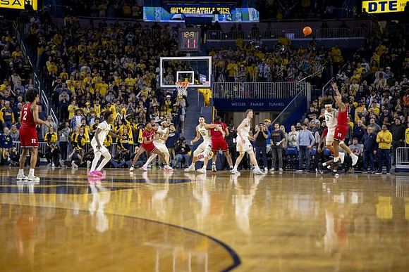 L.J. Cason (2), Roddy Gayle Jr. (11), Vladislav Goldin (50), Danny Wolf (1), and Tre Donaldson (3)
