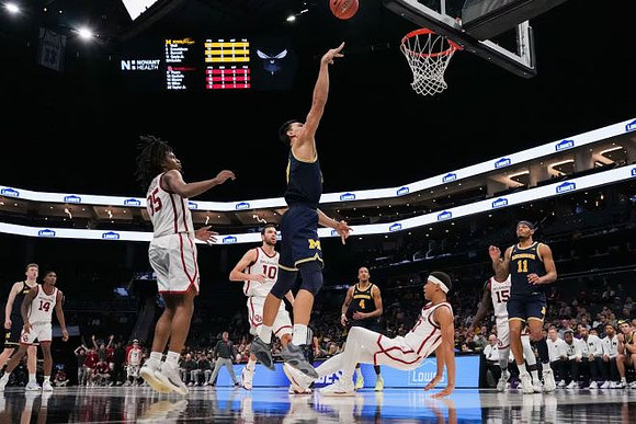 Danny Wolf (1), Vladislav Goldin (50), Nimari Burnett (4), and Roddy Gayle Jr. (11)