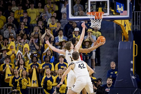 Danny Wolf (1) and Will Tschetter (42)