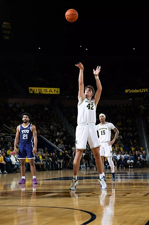 Will Tschetter (42) and Rubin Jones (15)