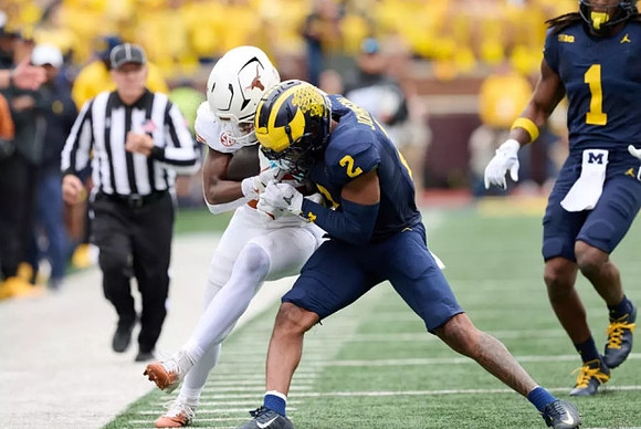Will Johnson (2) and Jaishawn Barham (1)