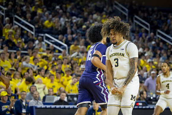 Tre Donaldson (3) and Nimari Burnett (4)