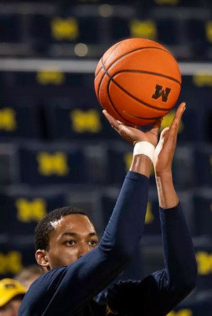 Nimari Burnett (4)