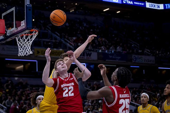 Tre Donaldson (3), Will Tschetter (42), Rubin Jones (15), and Roddy Gayle Jr. (11)